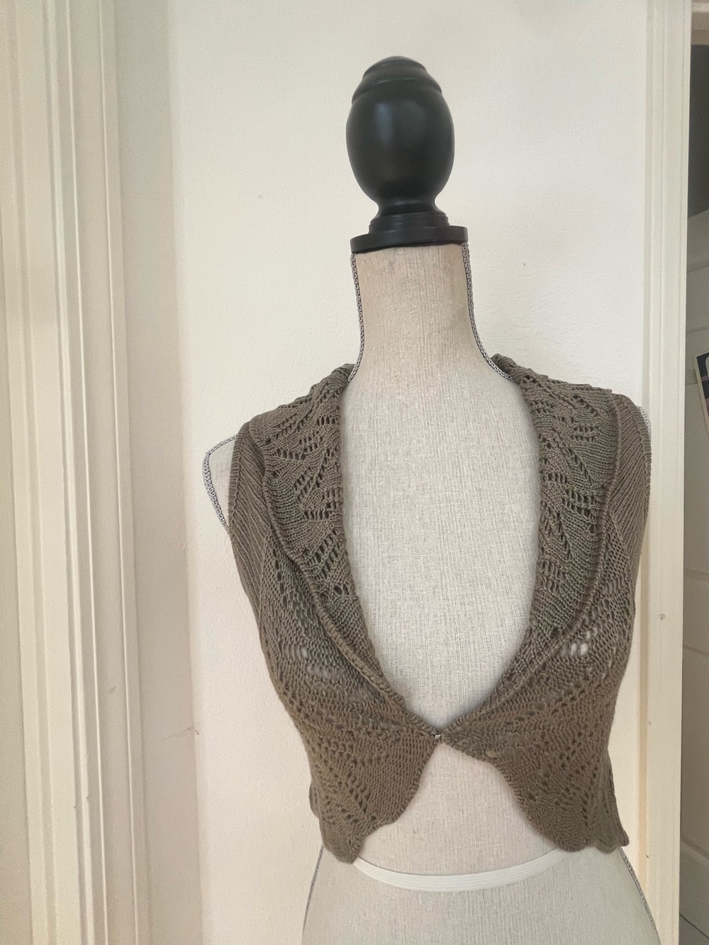Crochet Open-Front Sleeveless Sweater Vest in Olive